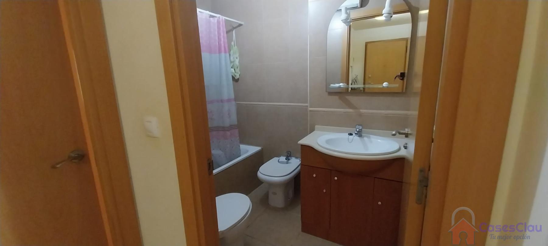 For sale of flat in Cabanes