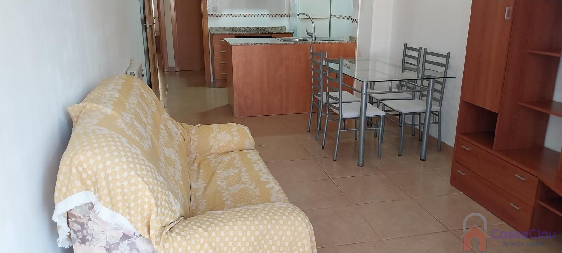 For sale of flat in Cabanes