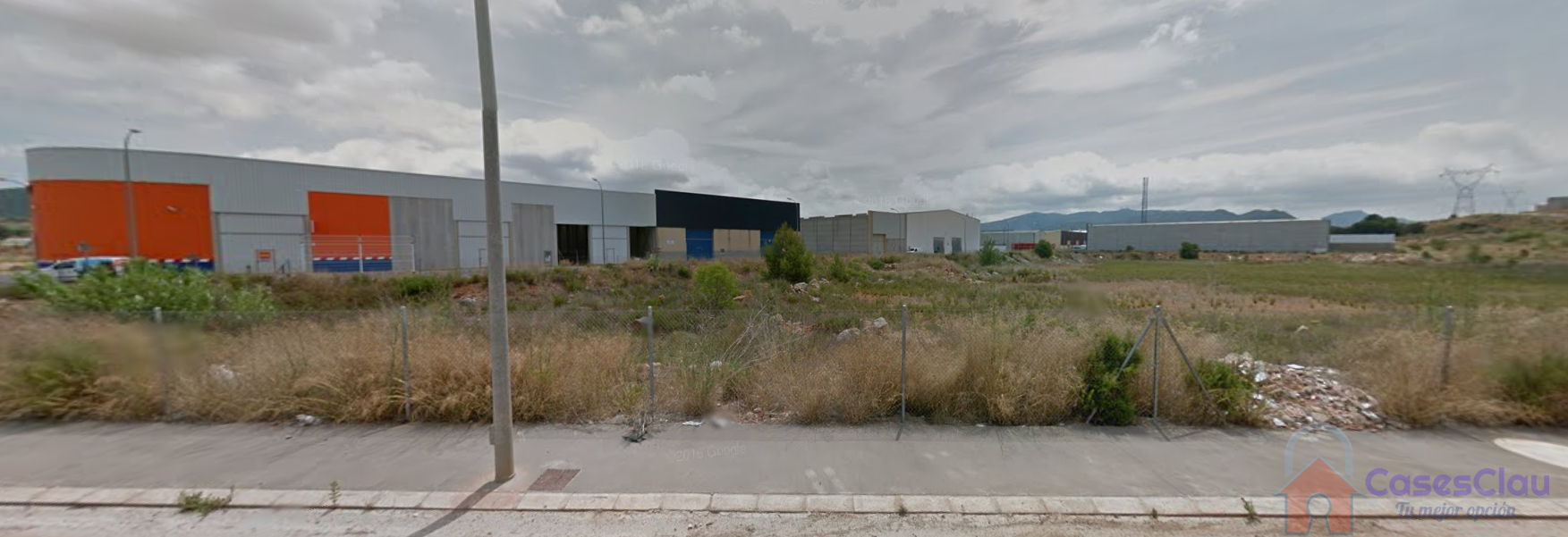 For sale of land in Cabanes