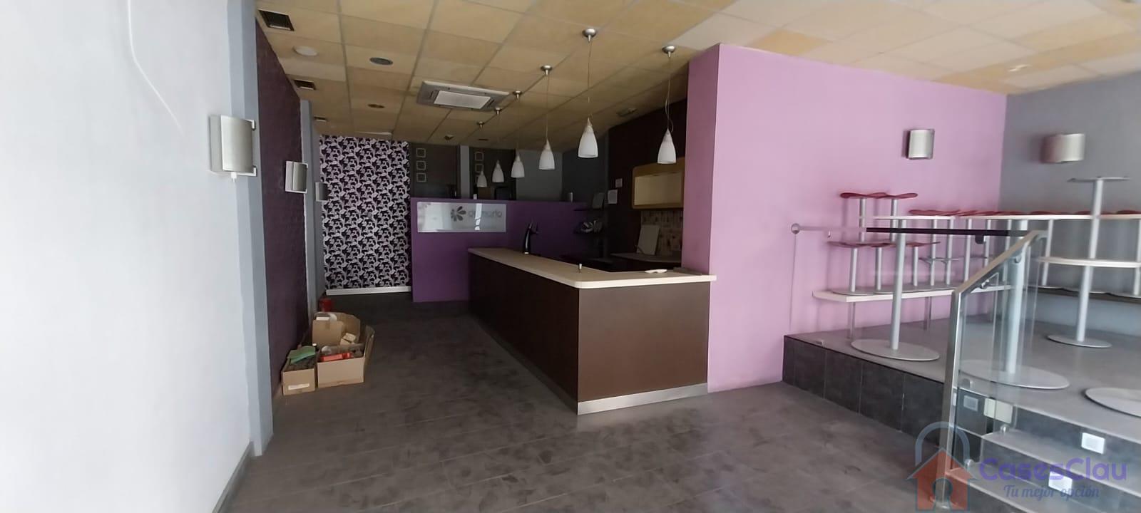 For rent of commercial in Almazora