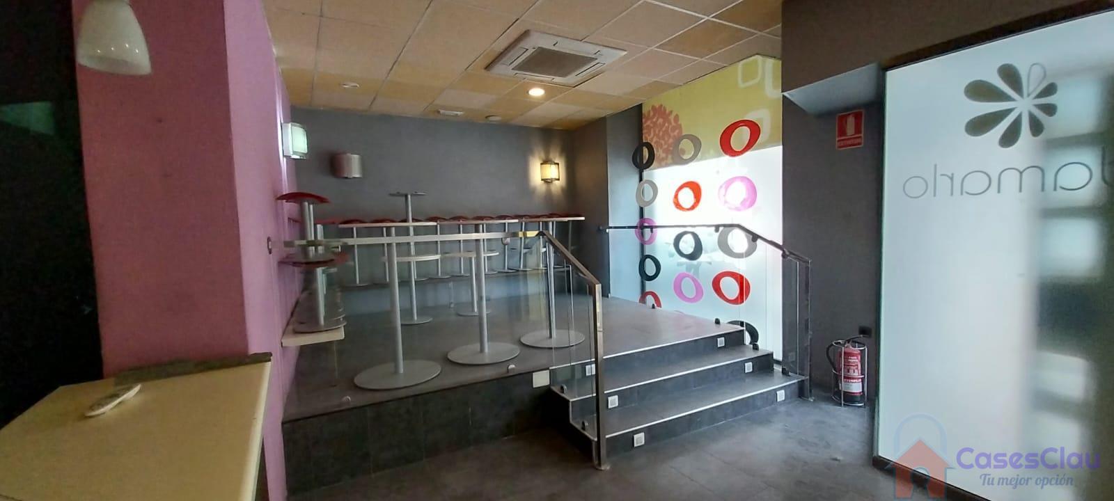 For rent of commercial in Almazora
