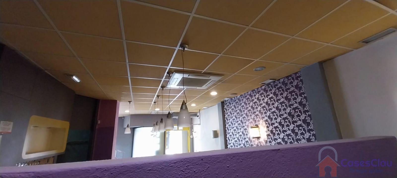 For rent of commercial in Almazora