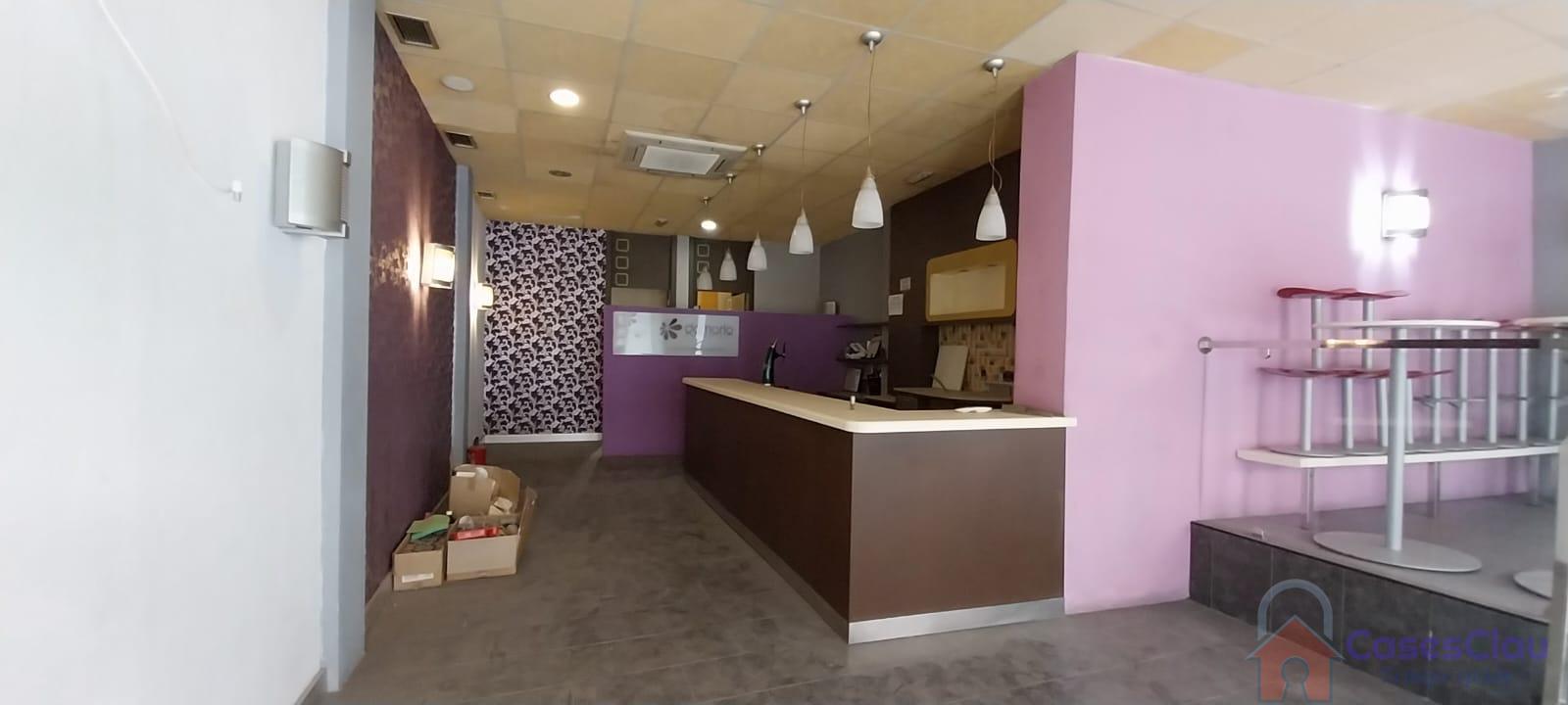For rent of commercial in Almazora