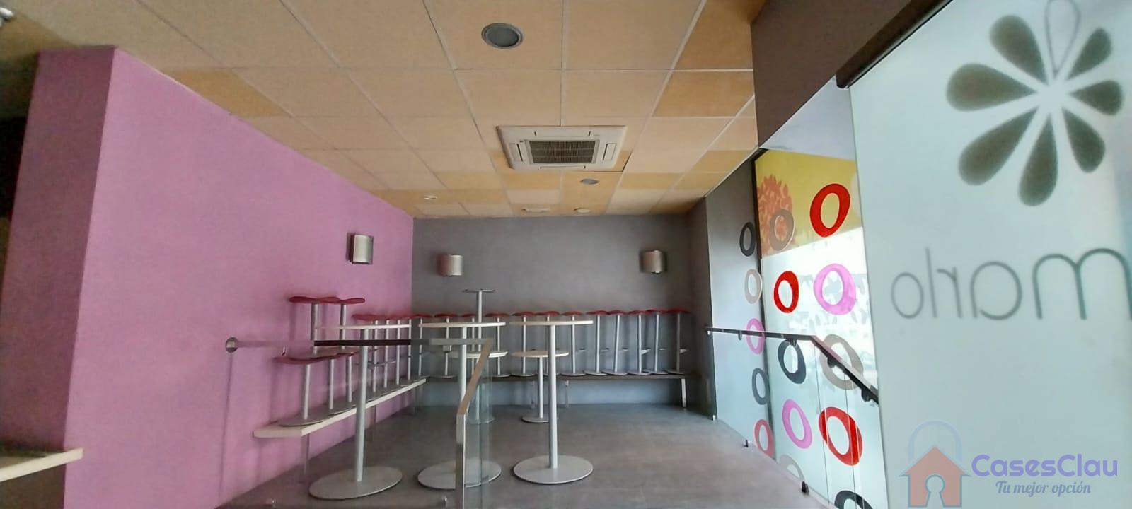 For rent of commercial in Almazora