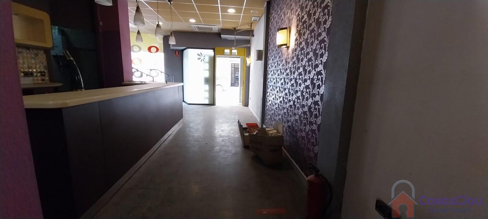 For rent of commercial in Almazora