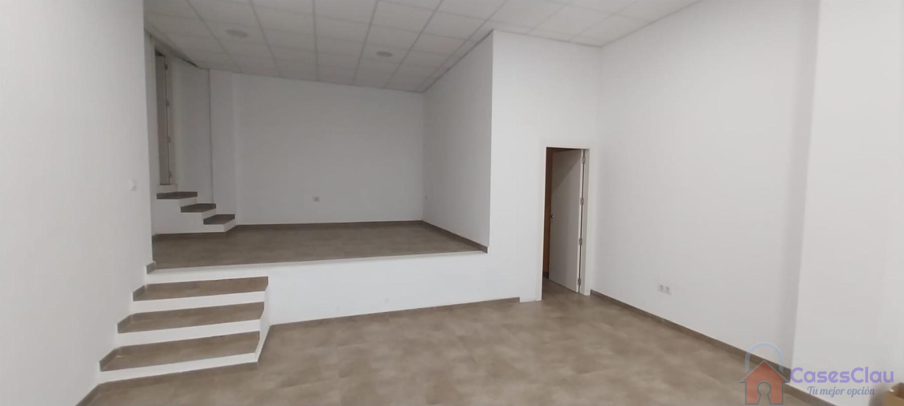 For rent of commercial in Castellón