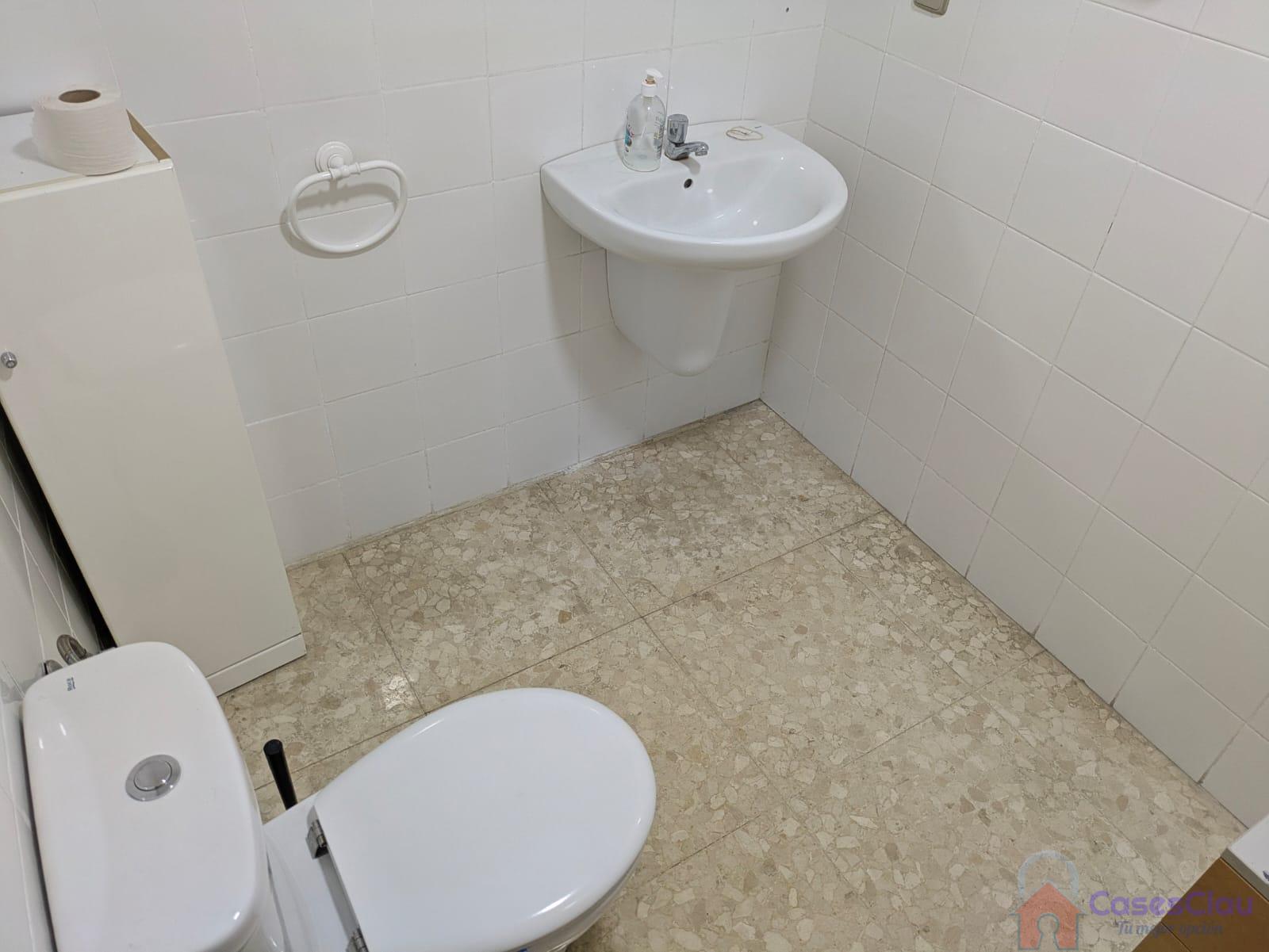 Alquiler de local comercial en Castellón