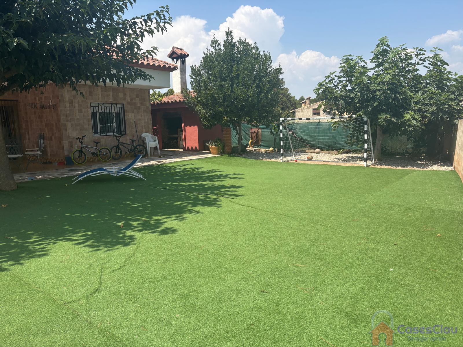 Venta de chalet en La Pobla Tornesa