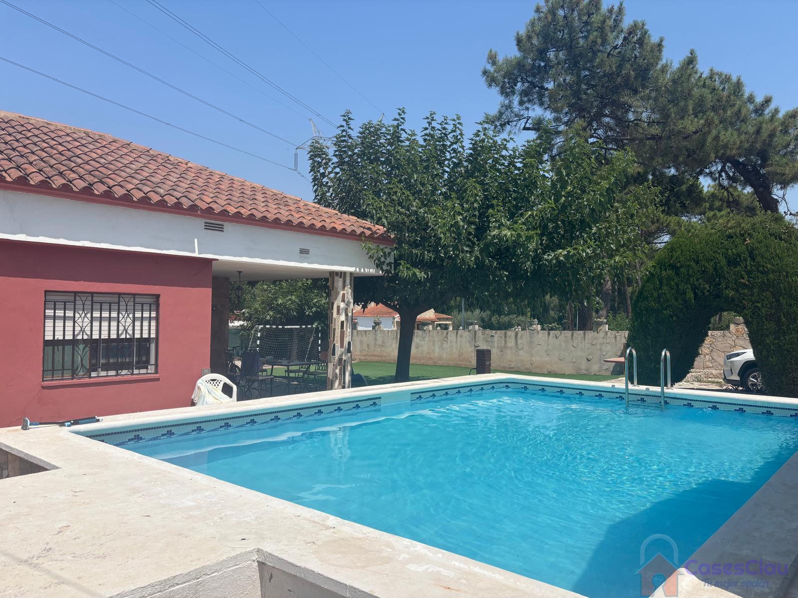 Venta de chalet en La Pobla Tornesa