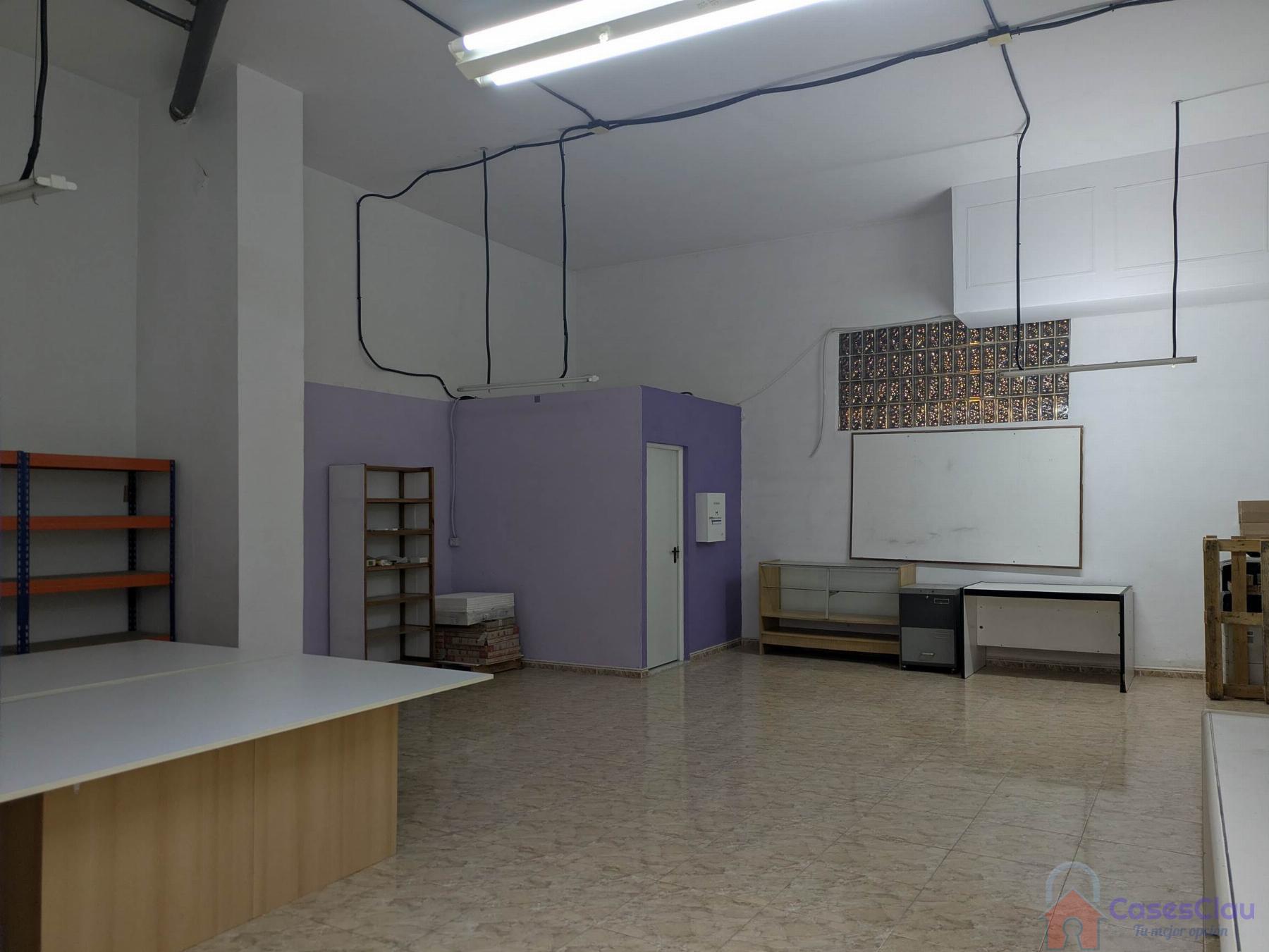 For rent of premises in Castellón
