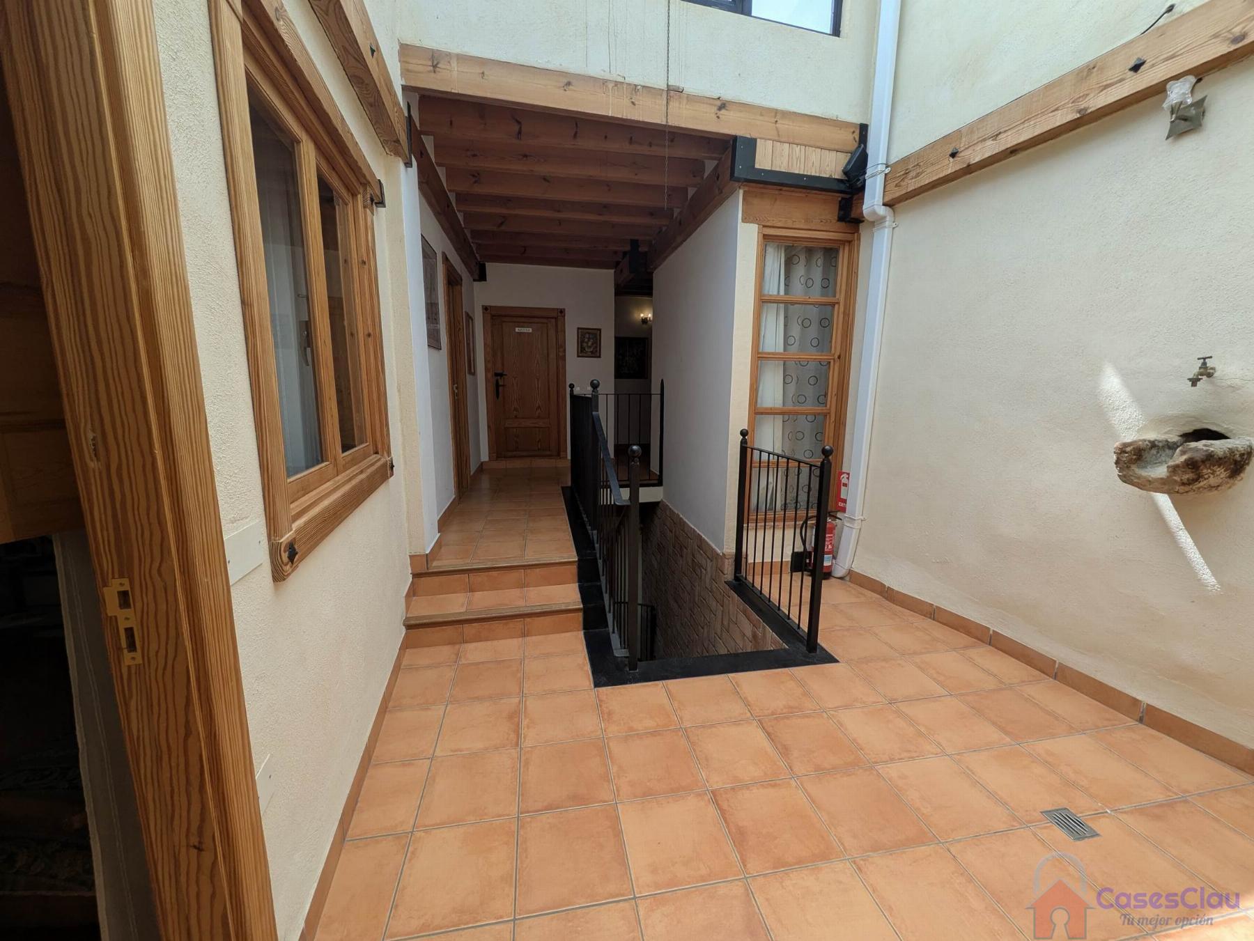 Venta de hotel en Cabanes