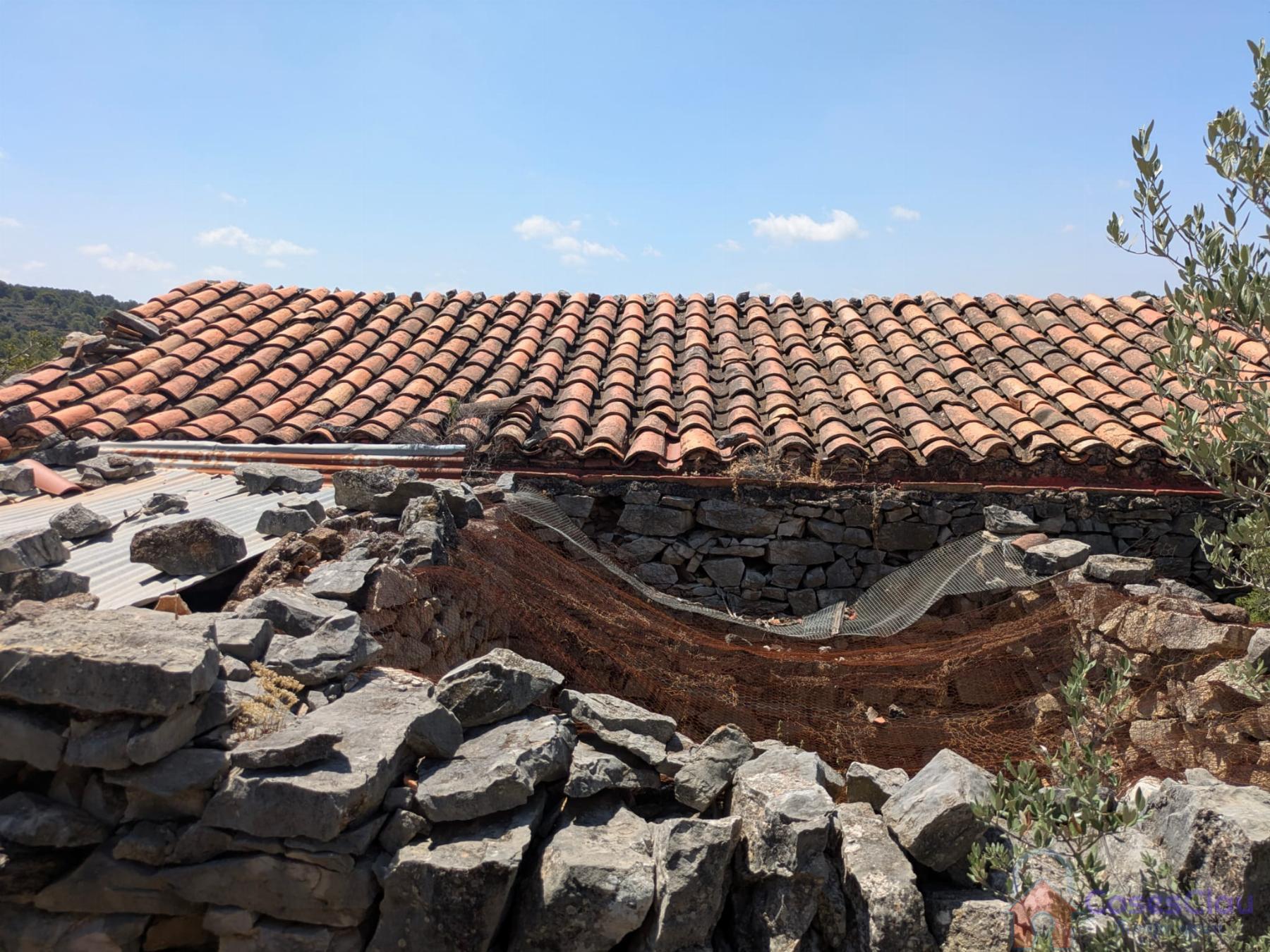 Venta de finca rústica en Sierra Engarcerán
