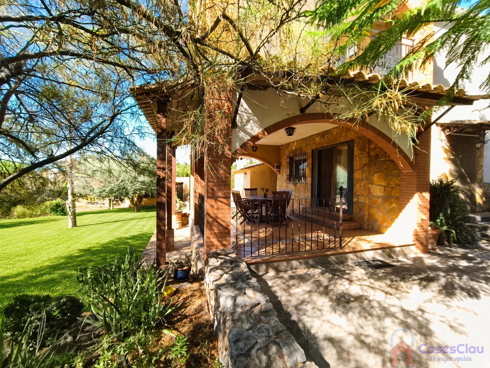 Venta de casa en Borriol