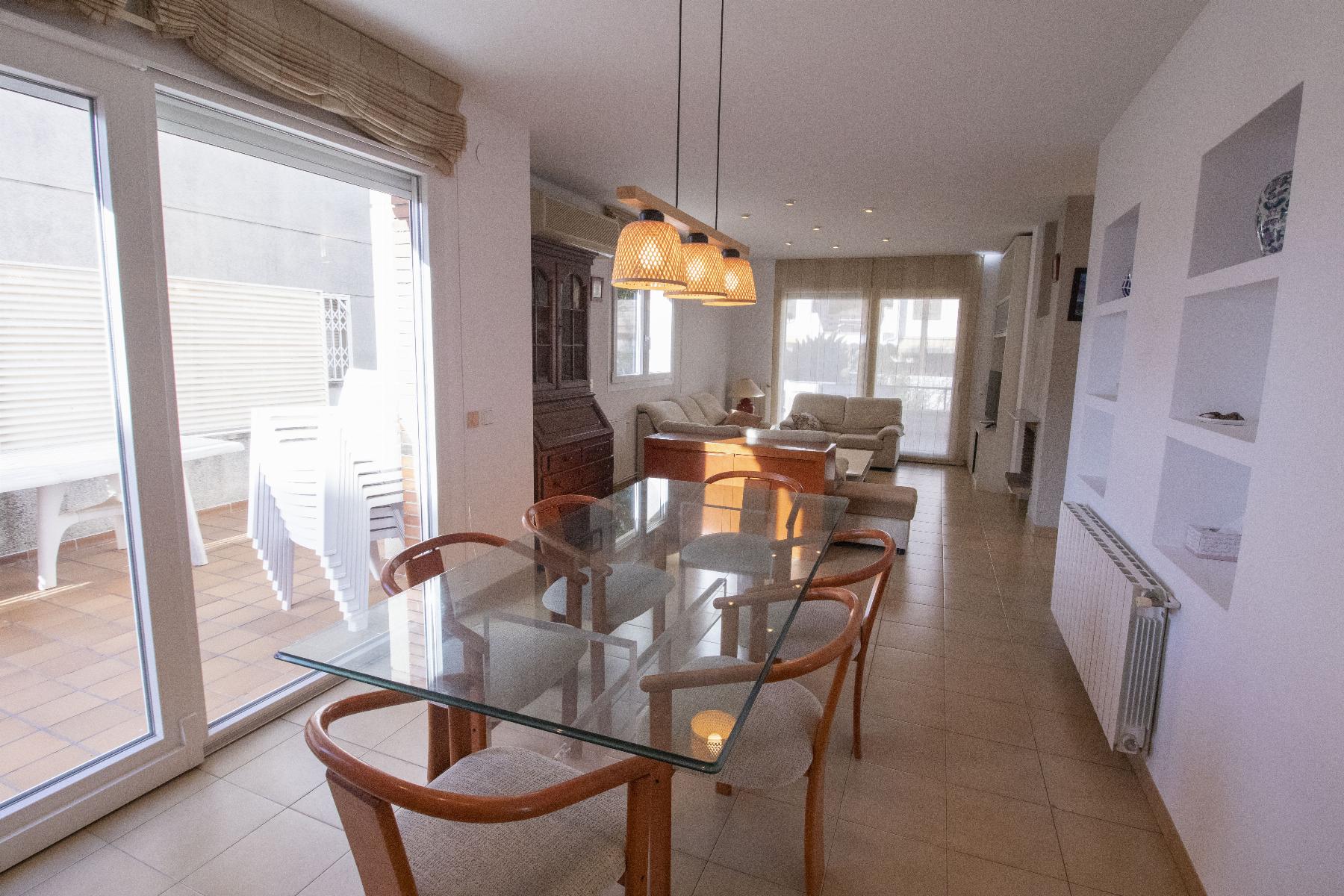 Venta de casa en Coma - Ruga