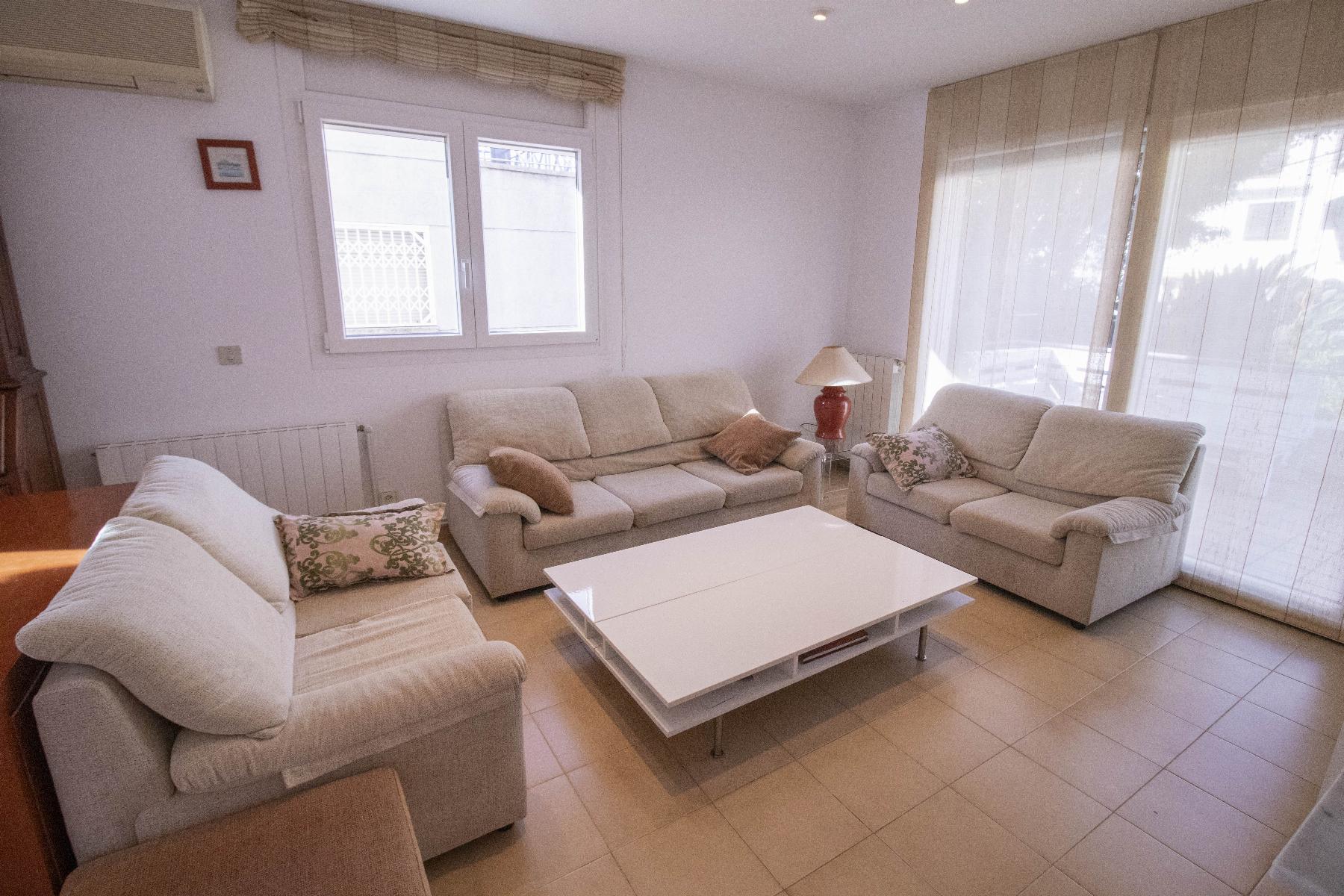 Venta de casa en Coma - Ruga