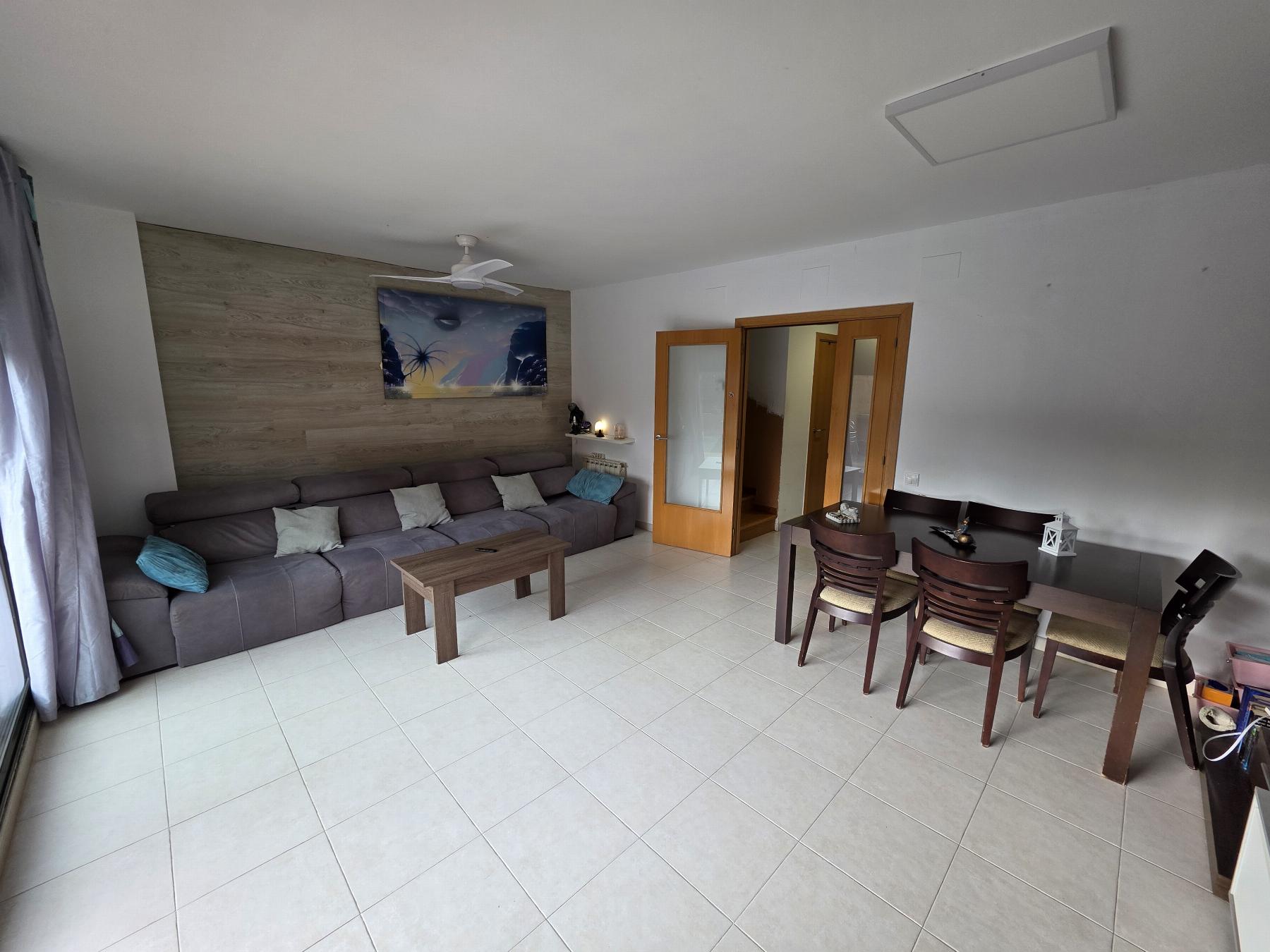 Venta de casa en Coma - Ruga