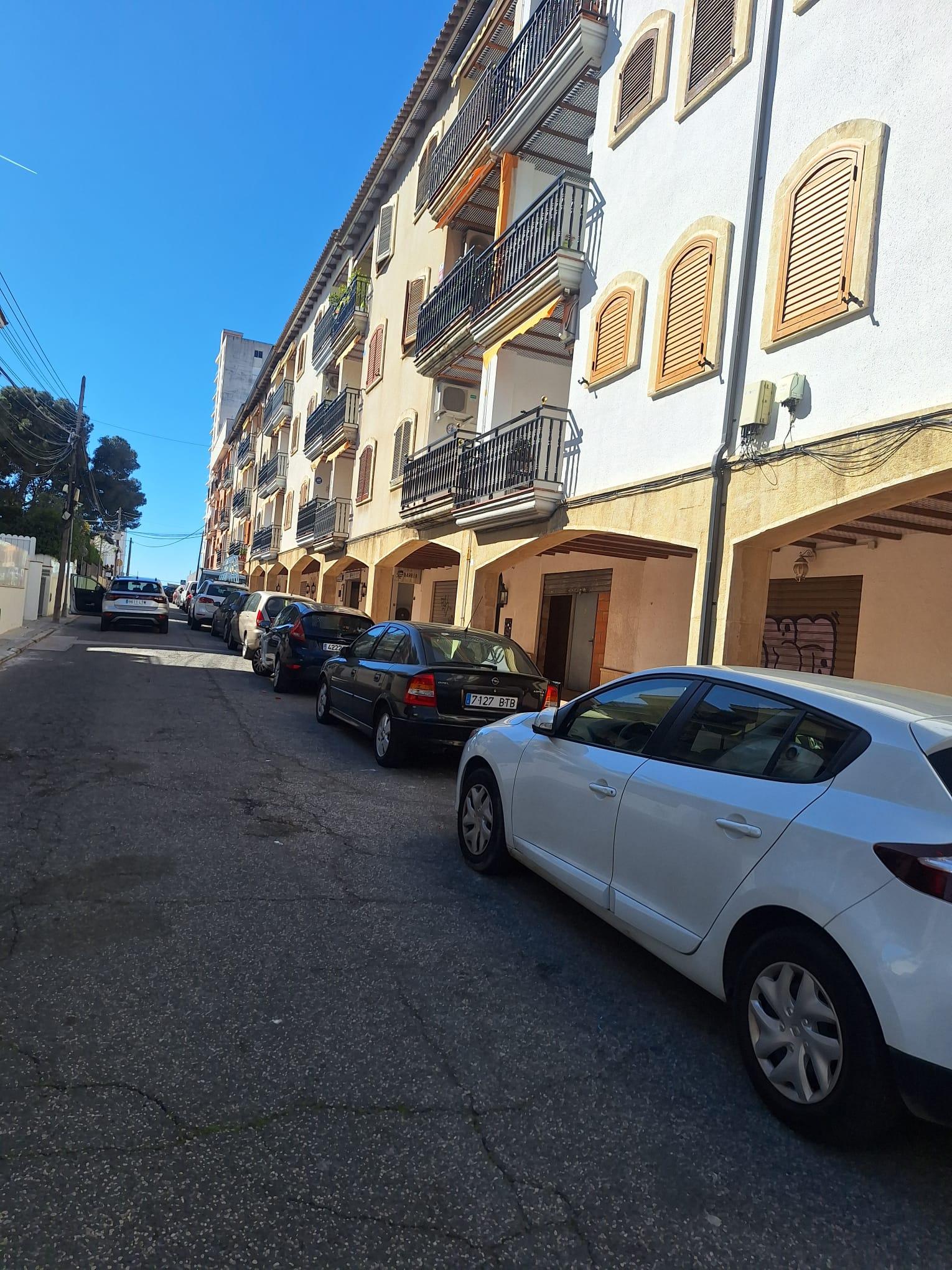 Venta de local en Coma - Ruga