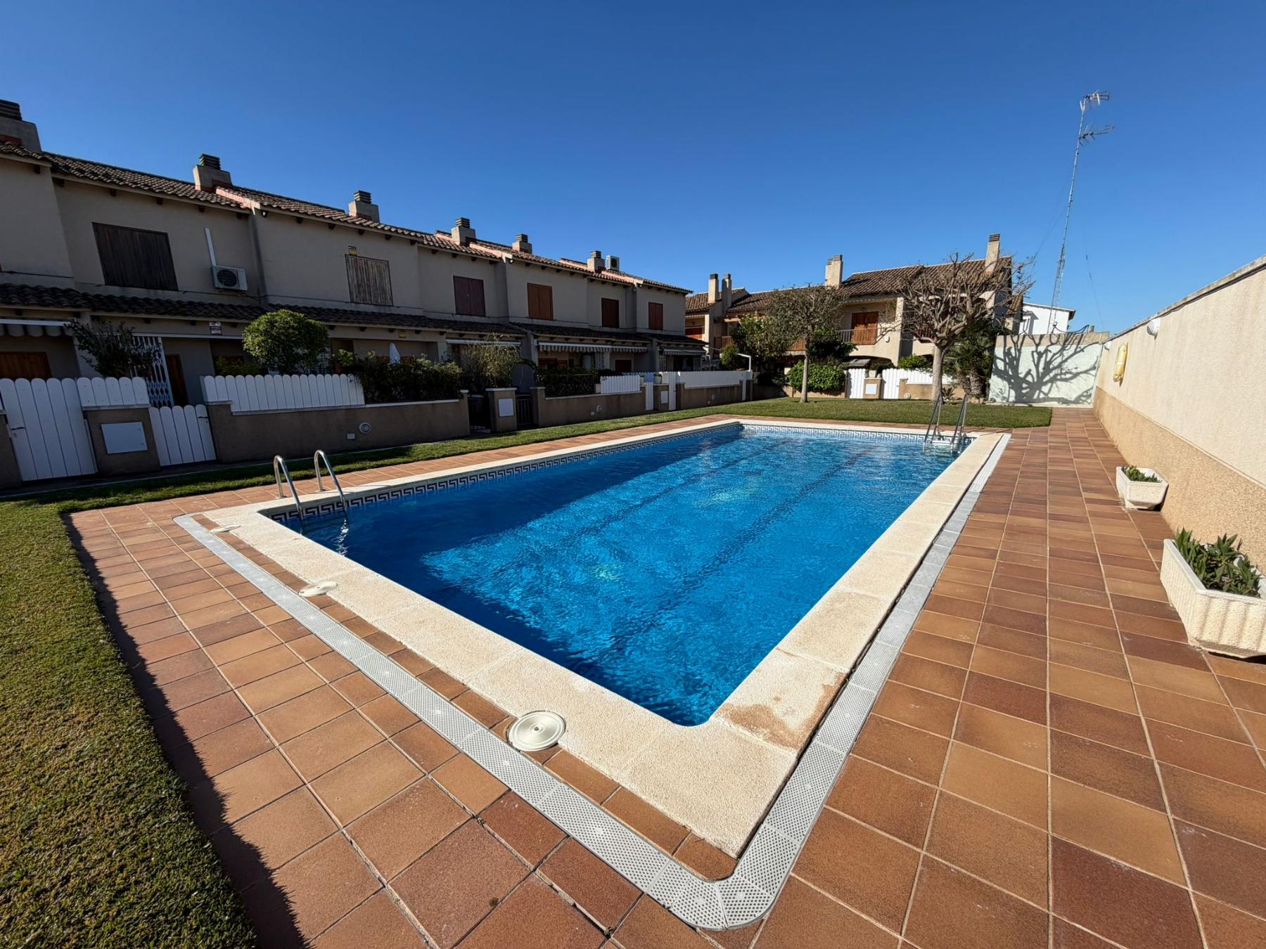 Venta de casa en Coma - Ruga