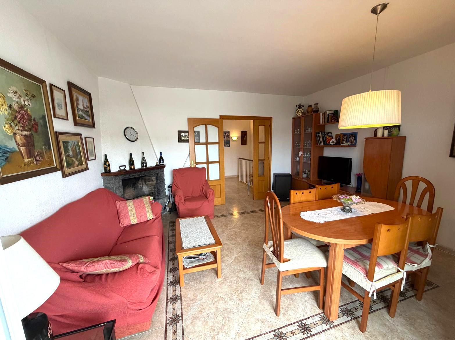 Venta de casa en Coma - Ruga