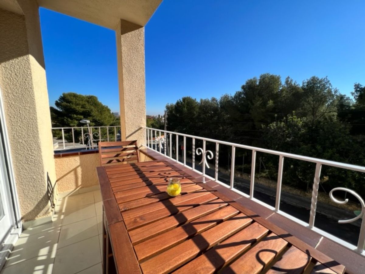 For sale of apartment in Coma - Ruga