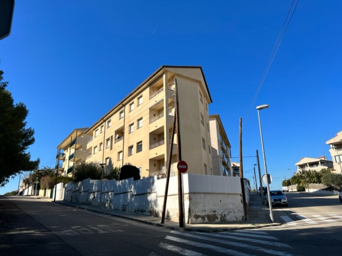 For sale of apartment in Coma - Ruga