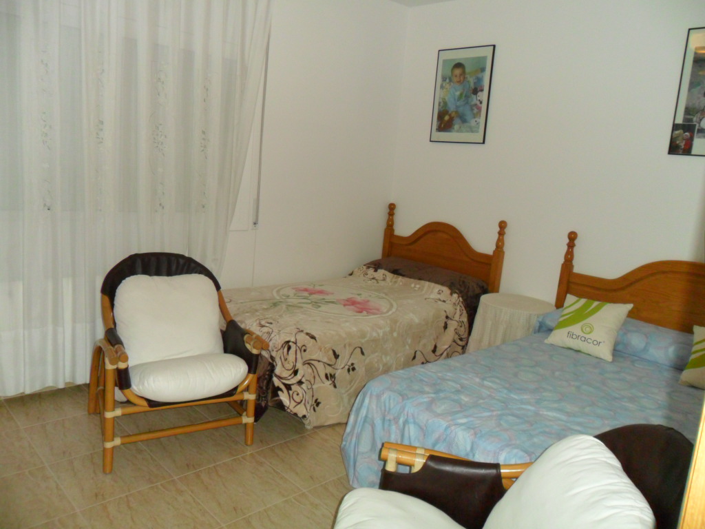 For sale of house in Coma - Ruga