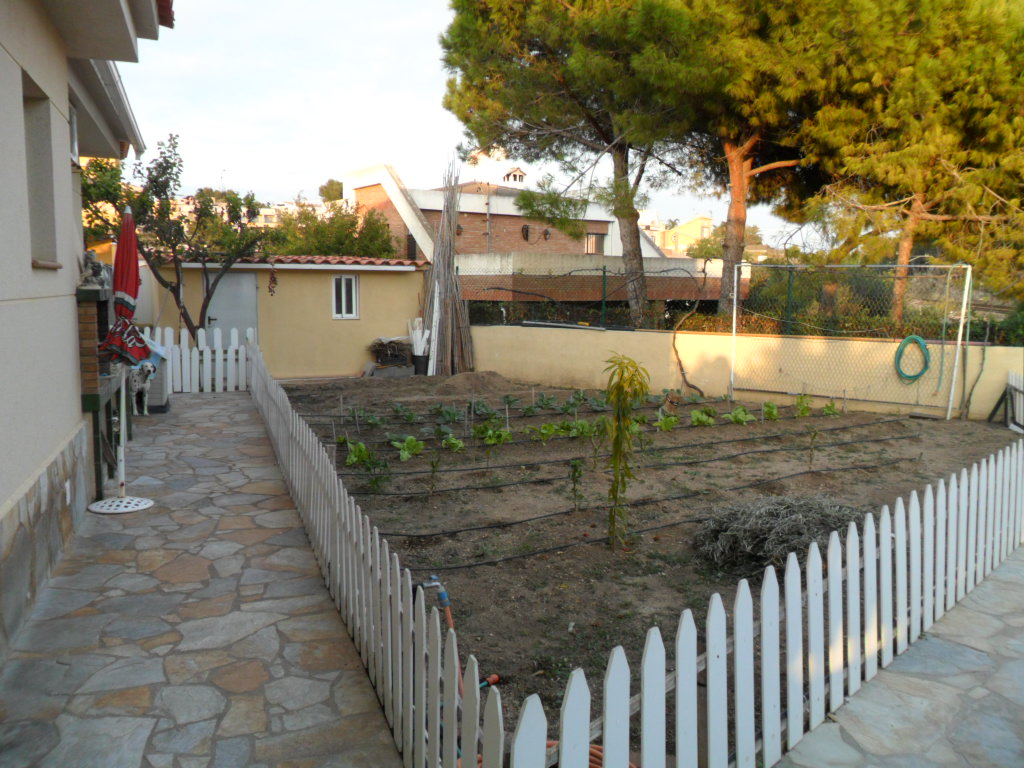 For sale of house in Coma - Ruga