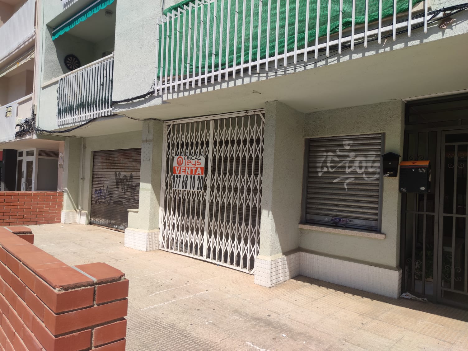For sale of commercial in Coma - Ruga