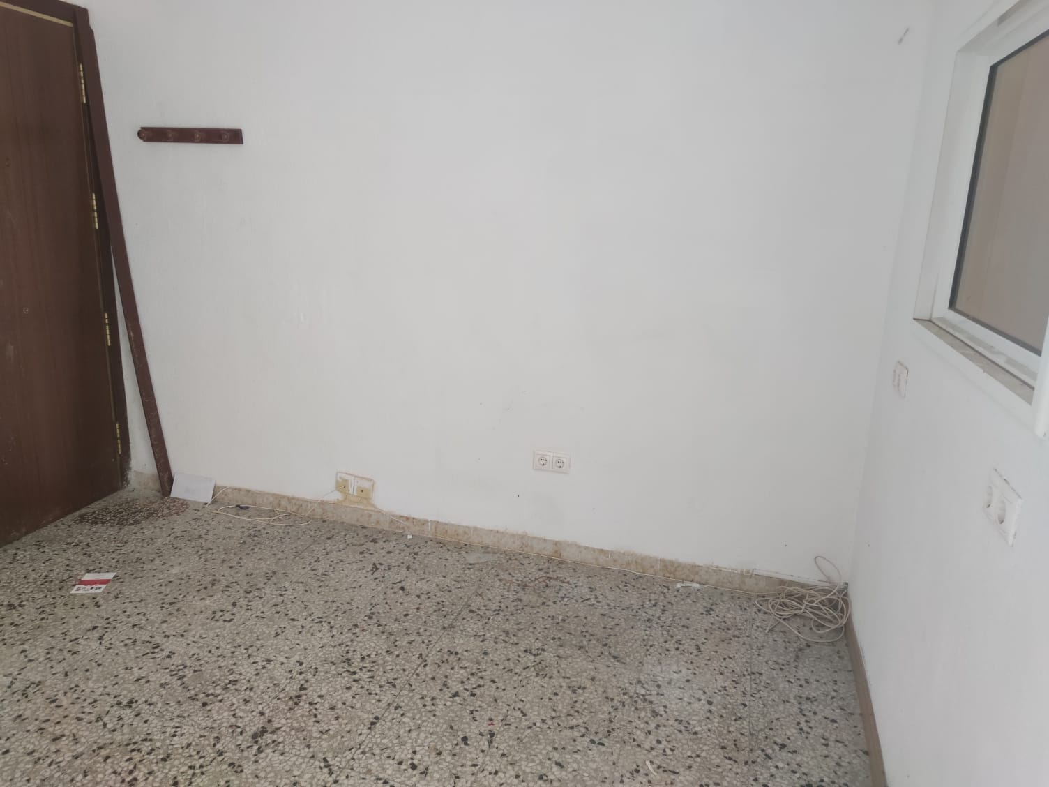 For sale of commercial in Coma - Ruga