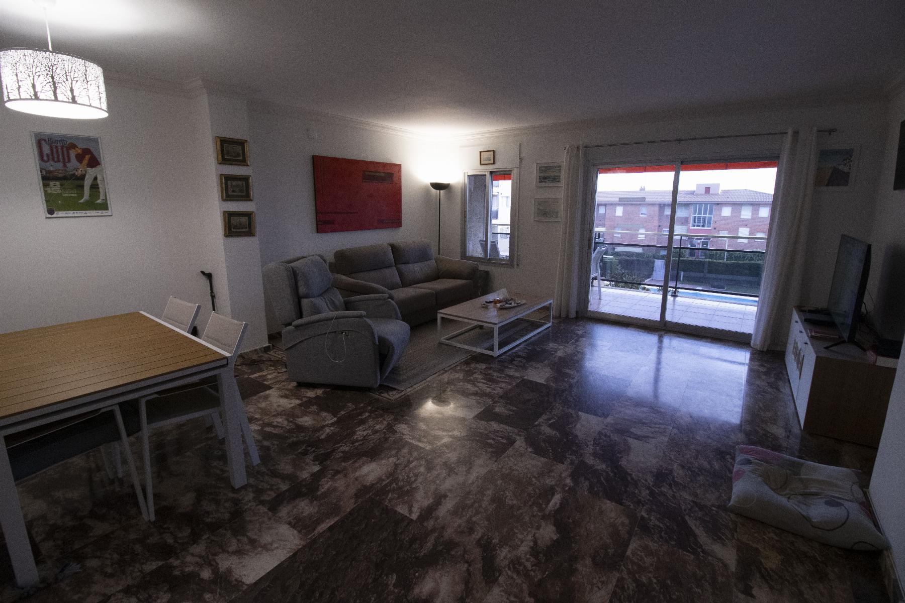 For sale of apartment in Coma - Ruga