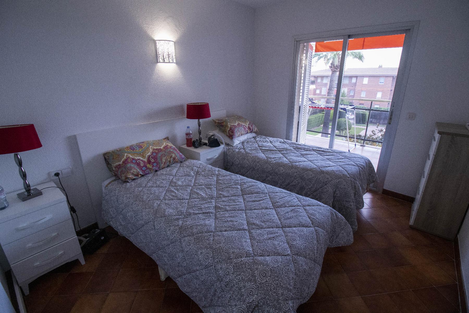 For sale of apartment in Coma - Ruga