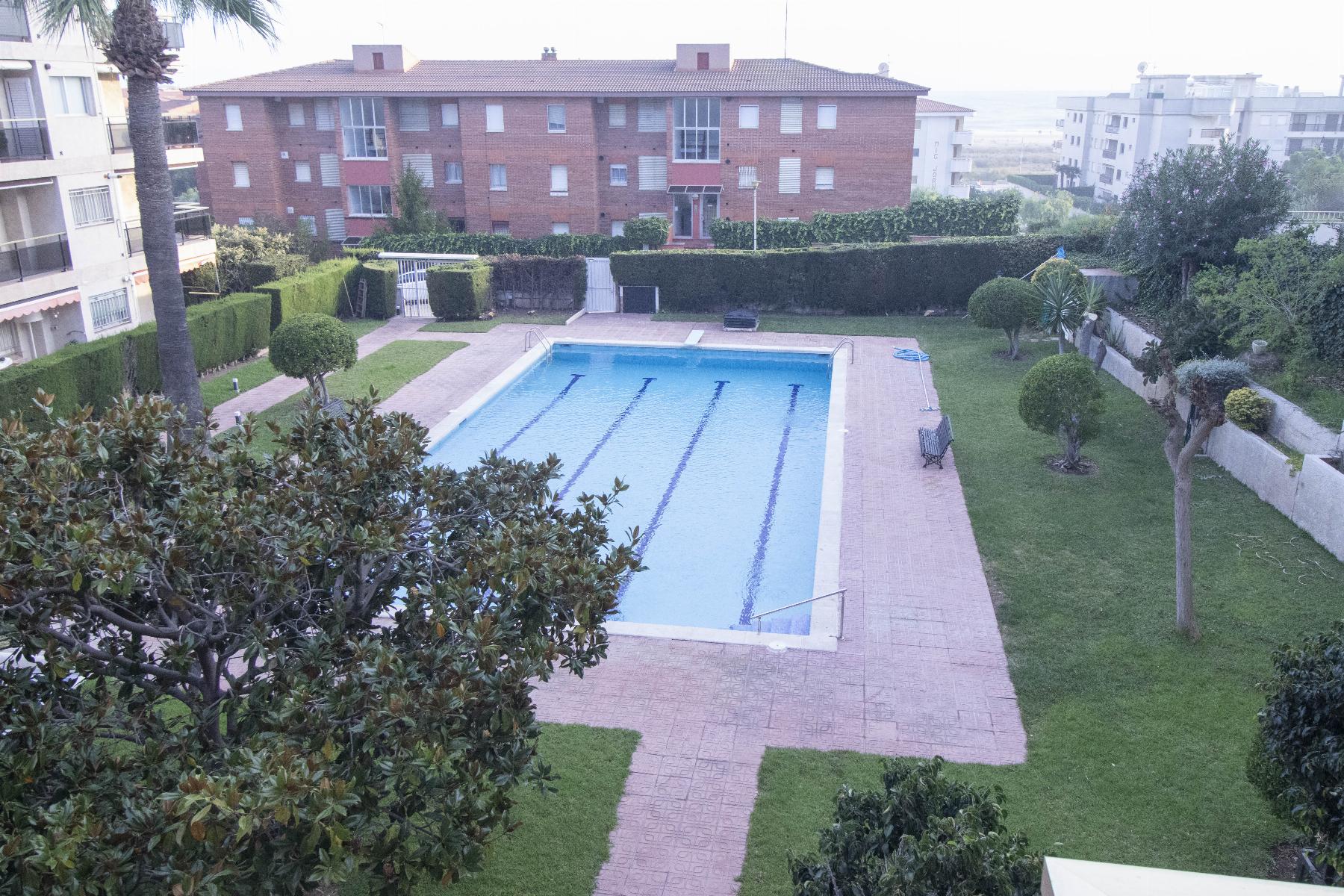 For sale of apartment in Coma - Ruga