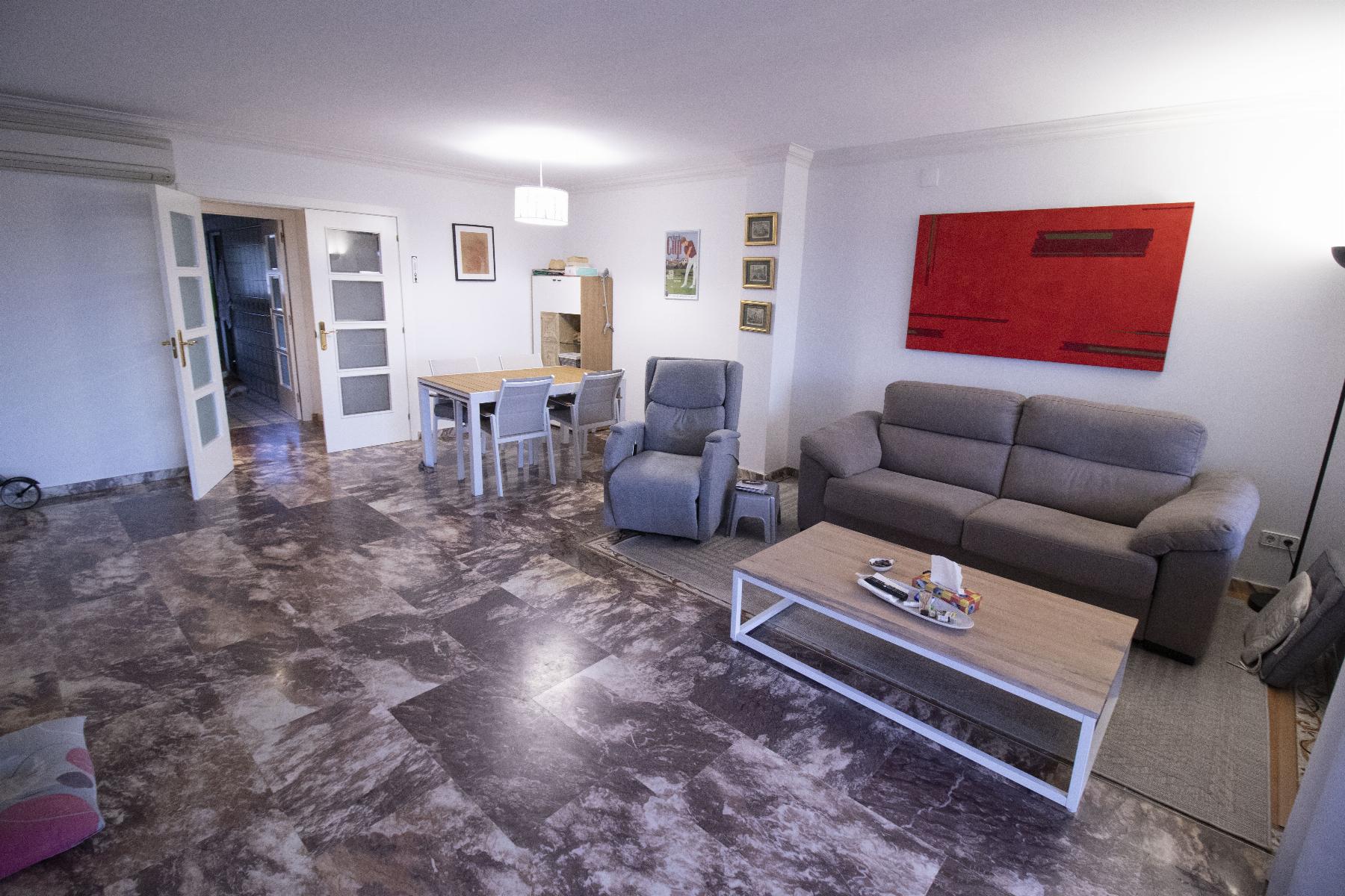 For sale of apartment in Coma - Ruga