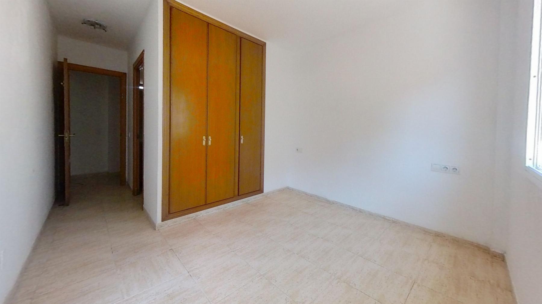 For sale of apartment in Coma - Ruga