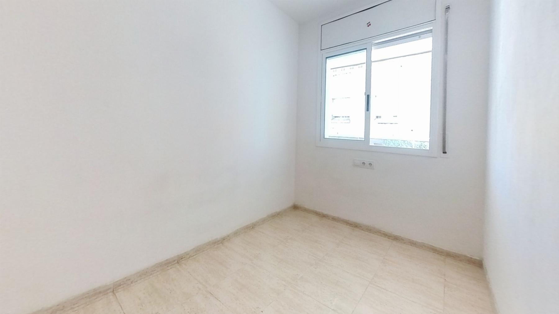 For sale of apartment in Coma - Ruga