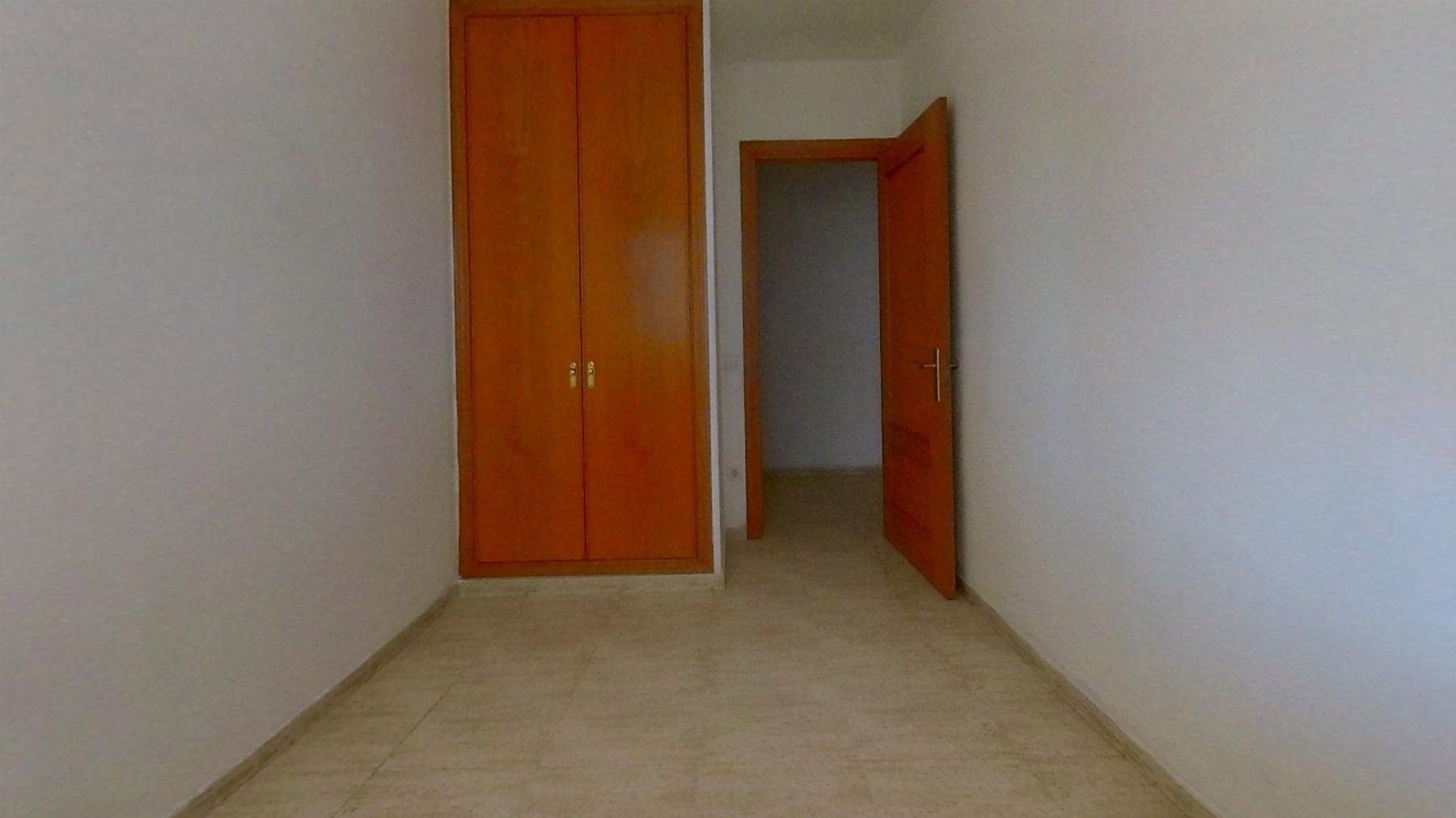 For sale of apartment in Coma - Ruga