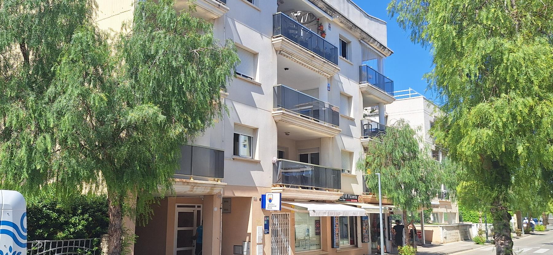 For sale of apartment in Coma - Ruga