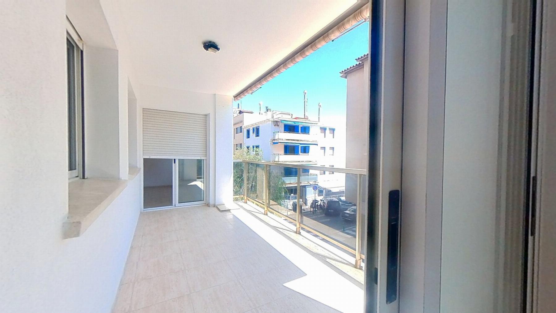 For sale of apartment in Coma - Ruga