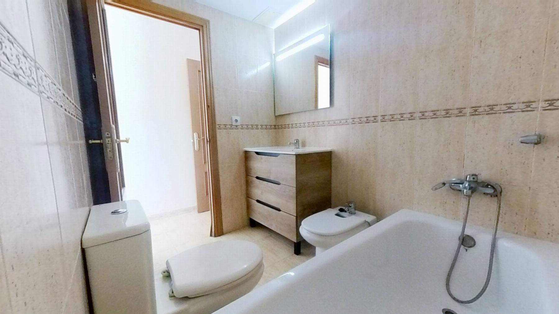 For sale of apartment in Coma - Ruga