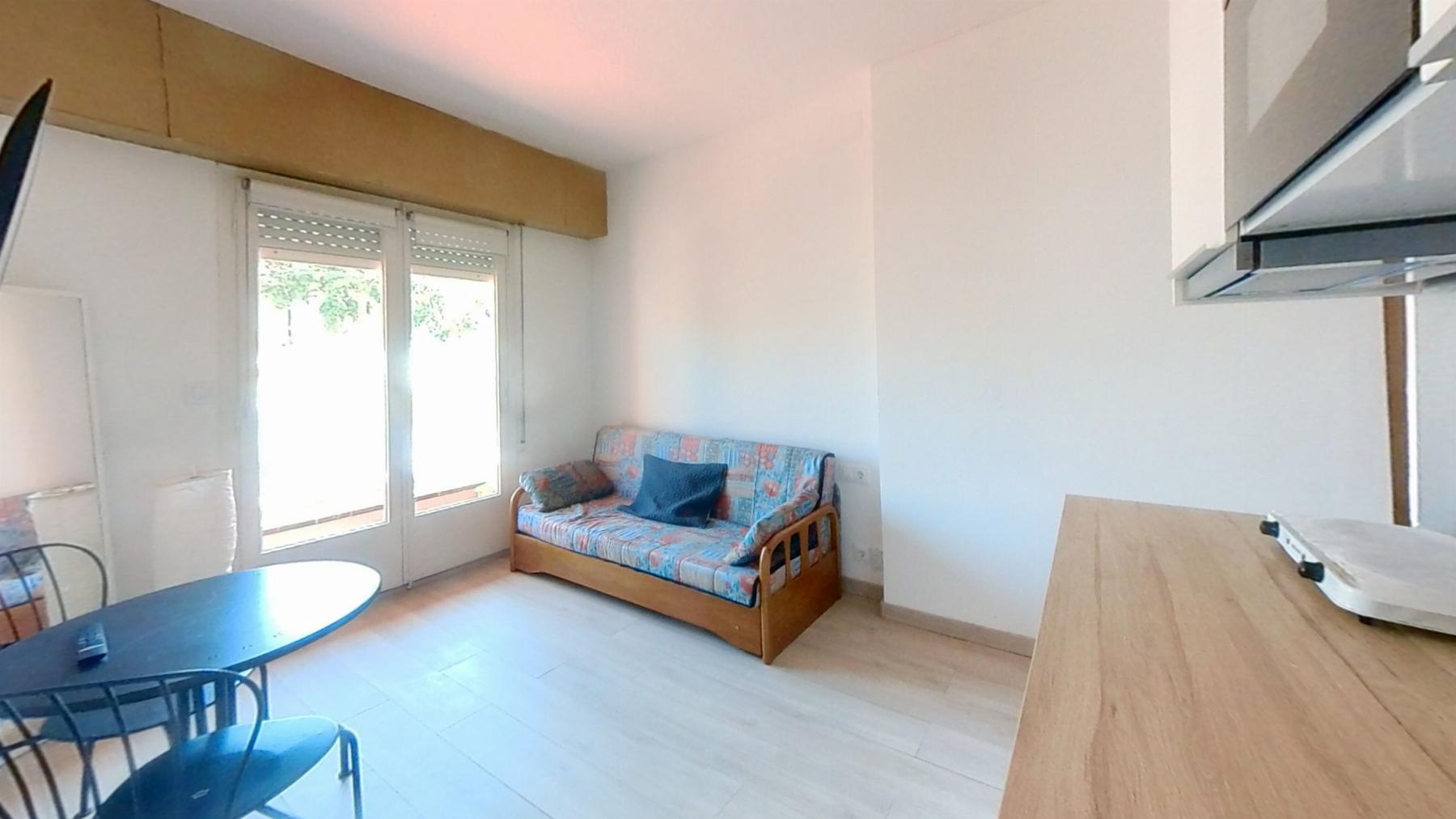 Venta de estudio en Coma - Ruga