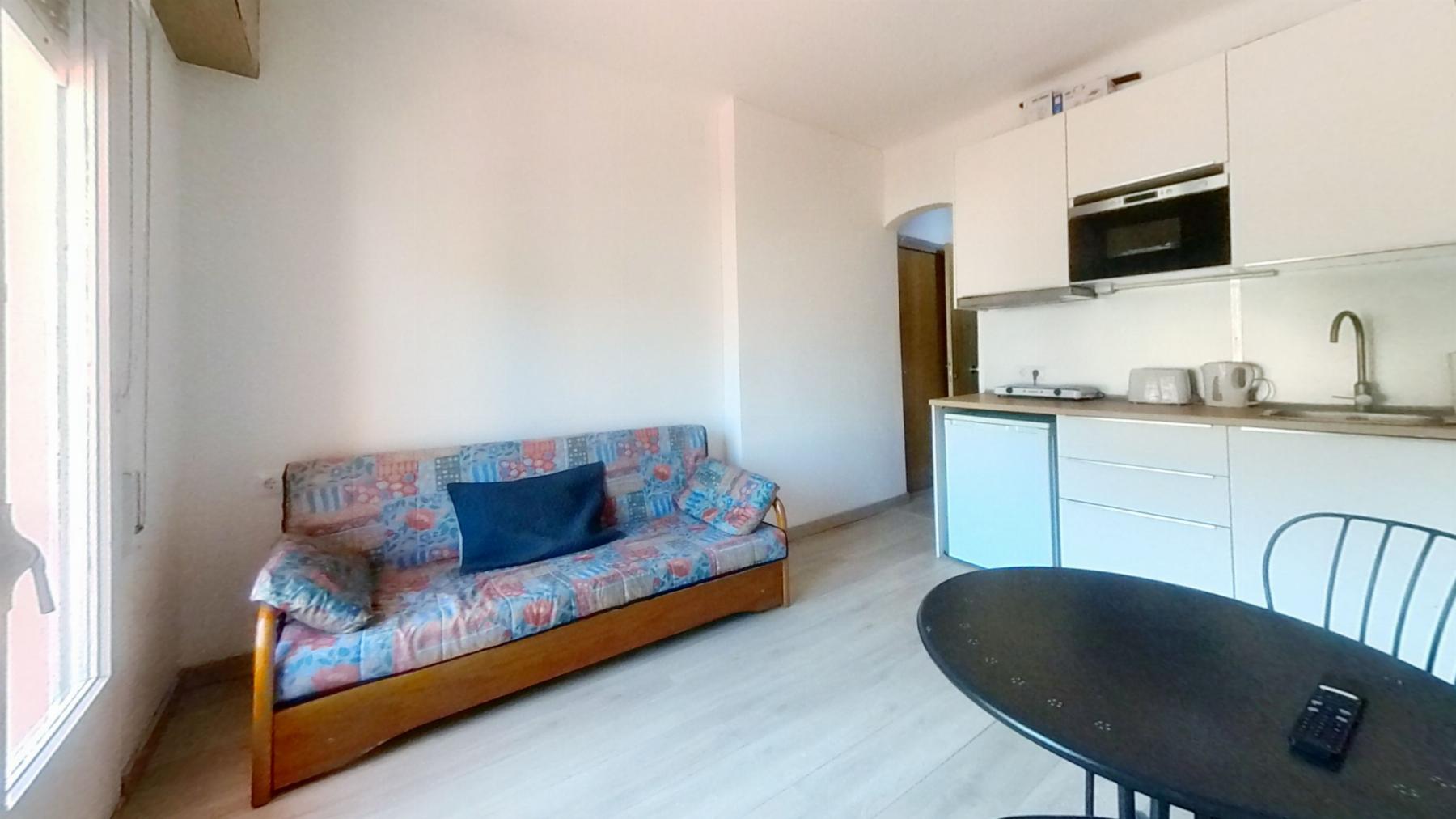 Venta de estudio en Coma - Ruga