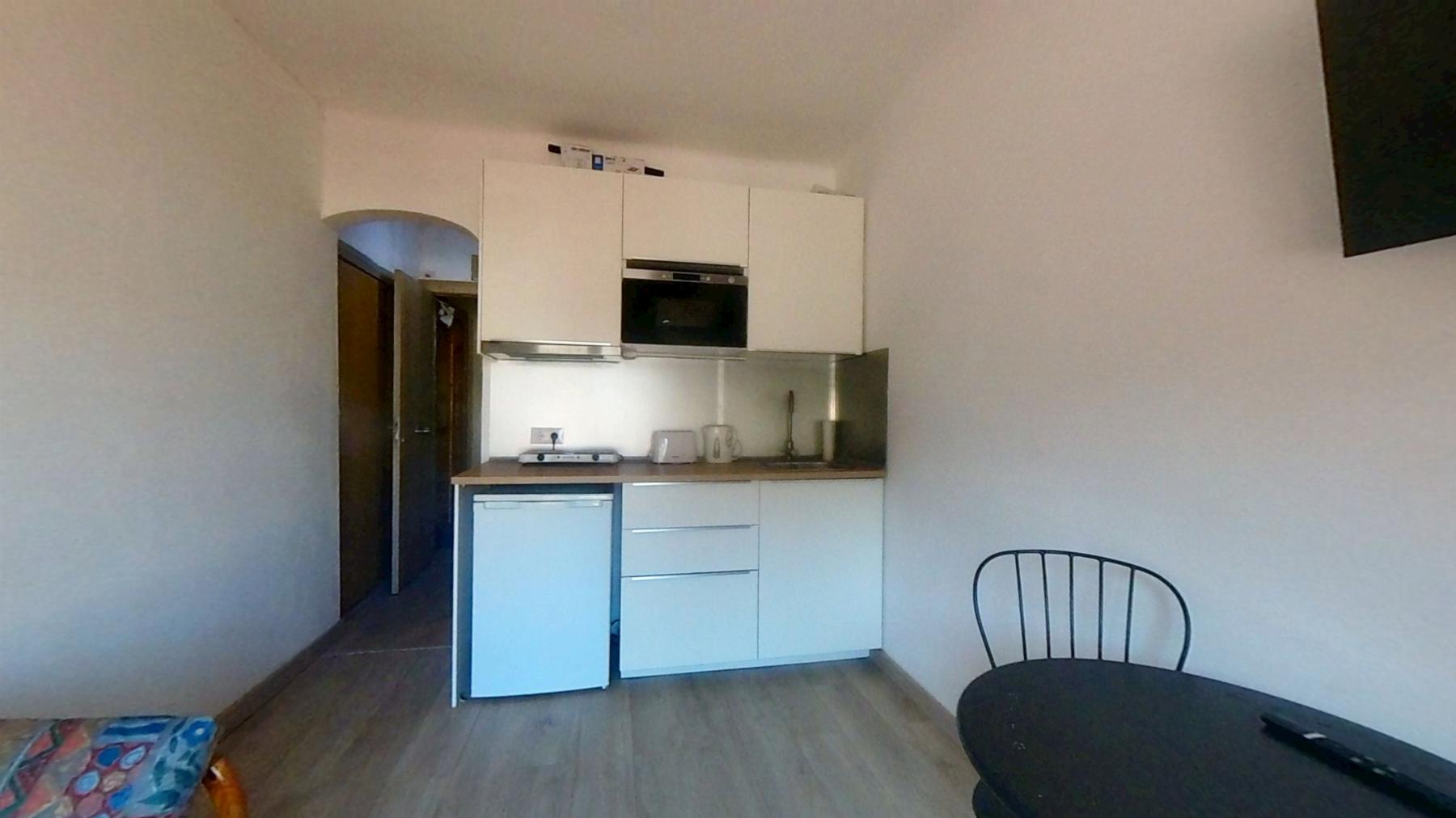Venta de estudio en Coma - Ruga