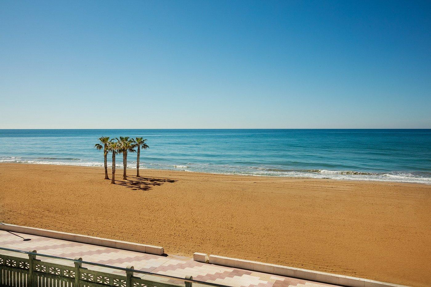 For sale of apartment in Calafell