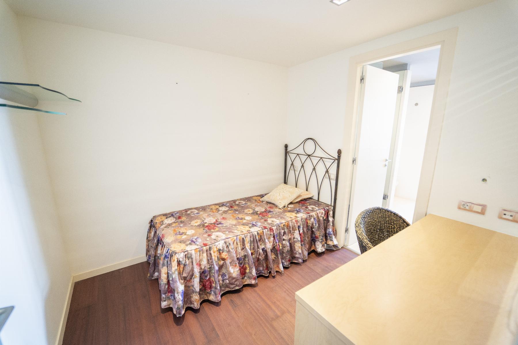 For sale of apartment in Calafell