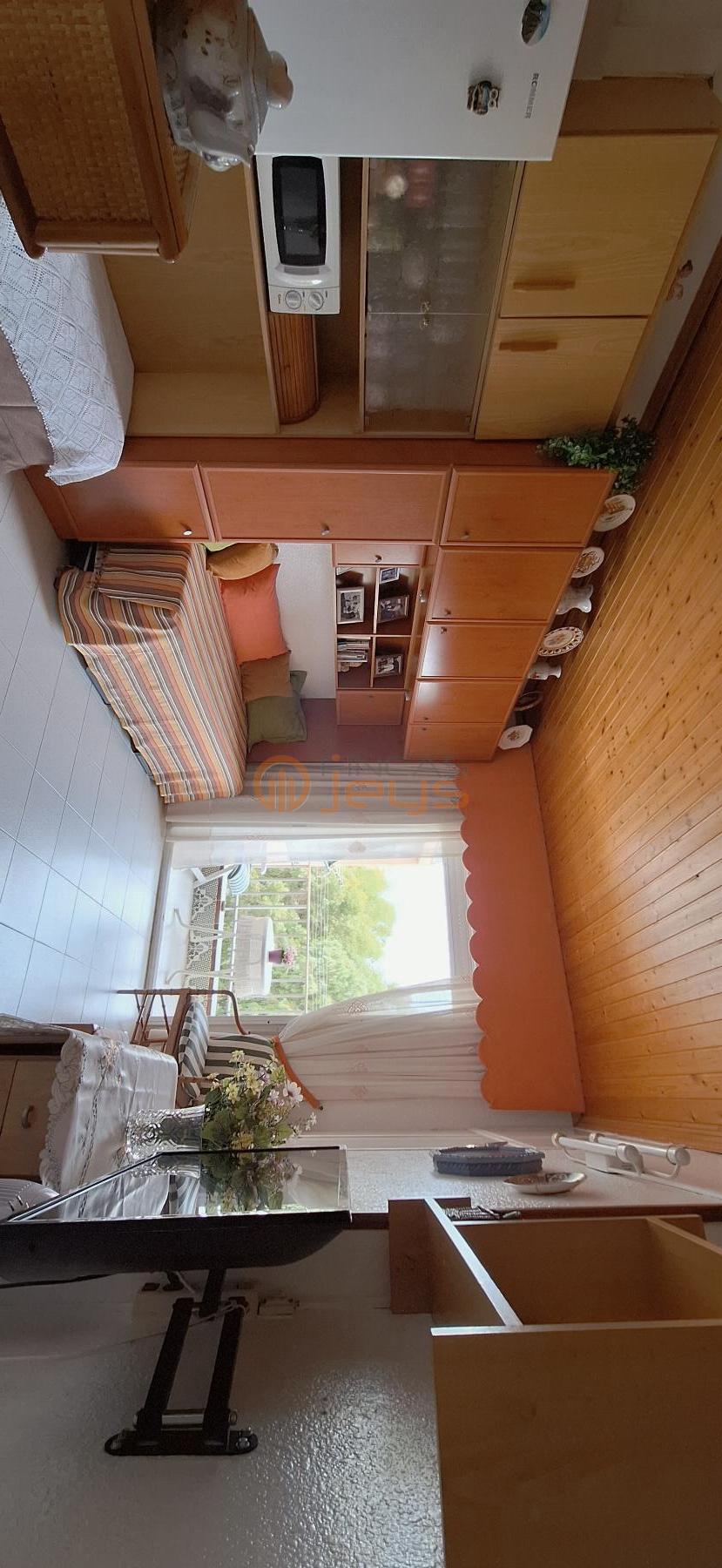 Venta de estudio en Coma - Ruga