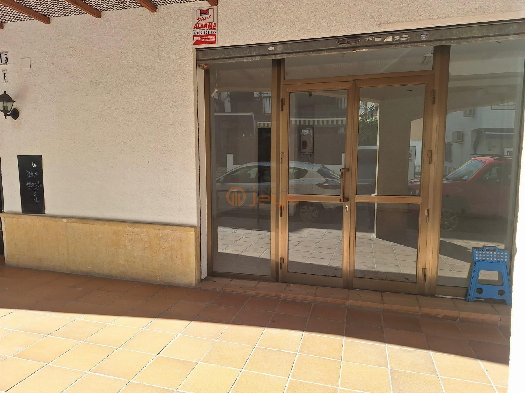 Venta de local en Coma - Ruga