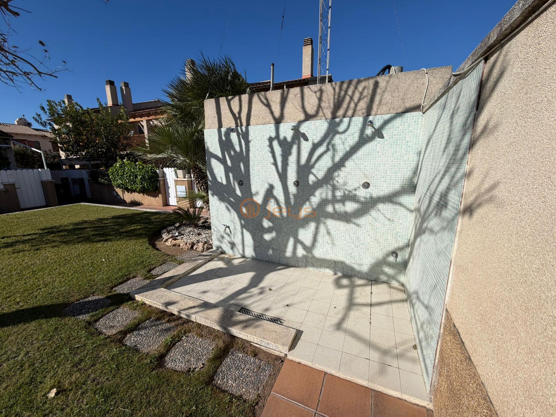 Venta de casa en Coma - Ruga