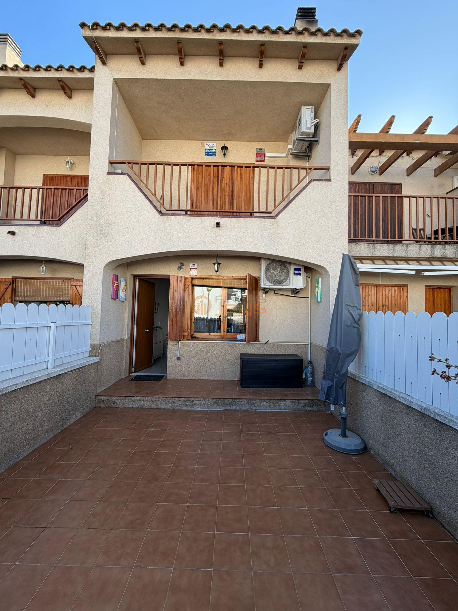 Venta de casa en Coma - Ruga