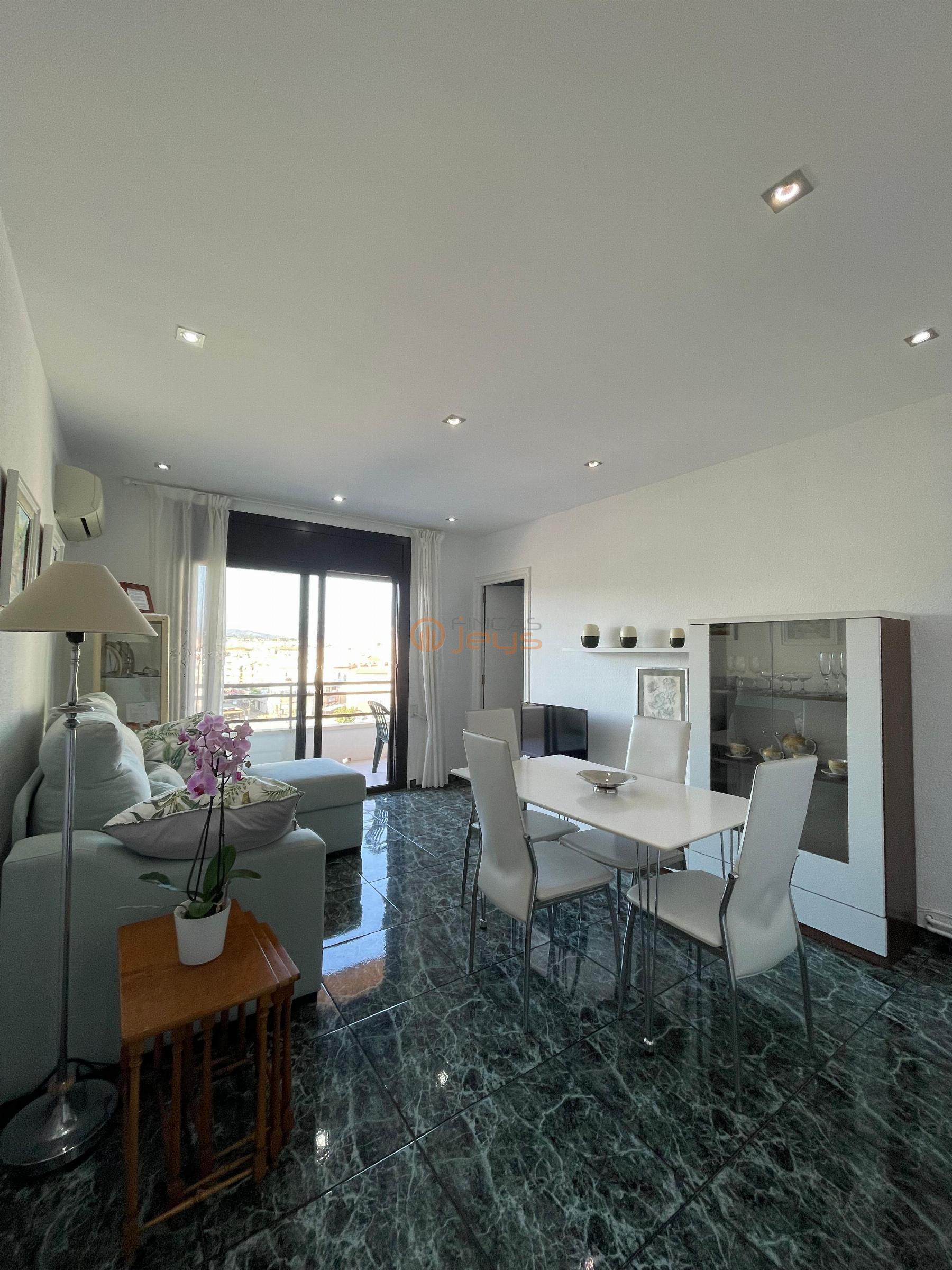 For sale of apartment in Coma - Ruga