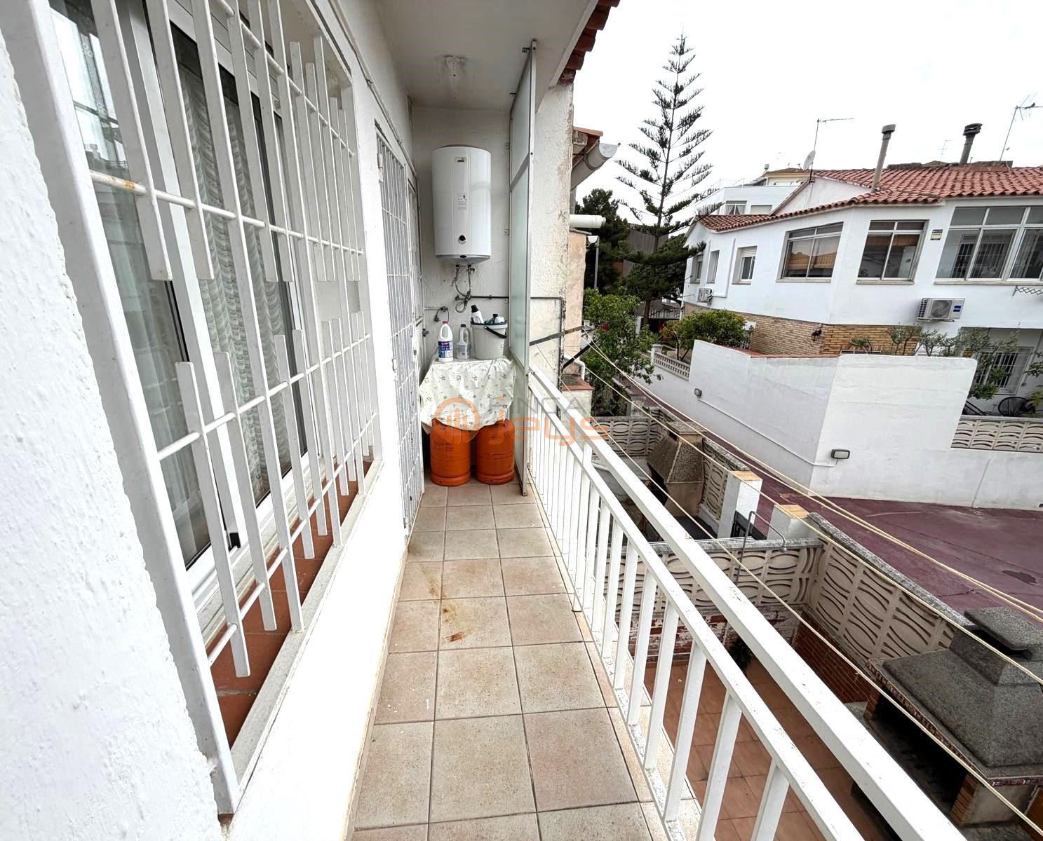 Venta de casa en Coma - Ruga